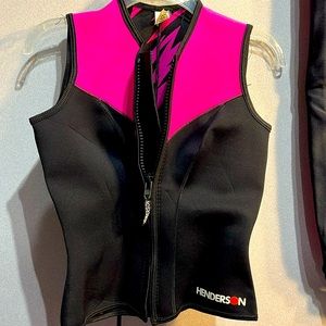 Henderson Aquatics skin vest for tropical diving Barbie pink with zebra lining!